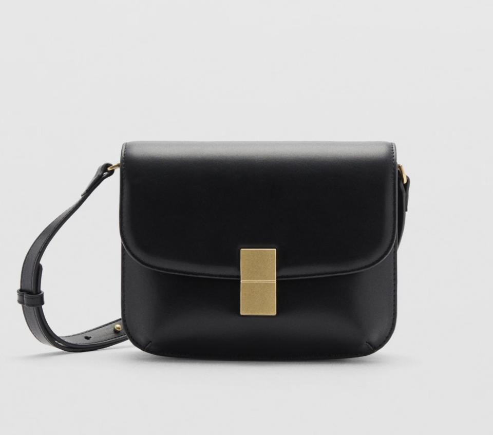 Crossbody bag with metal closure