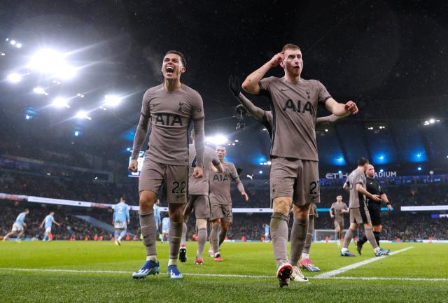 Ange Postecoglou's Tottenham salvage Premier League point in thriller  against Manchester City - ABC News