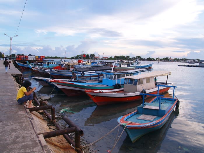 Fishermen's boats: With an area of 6.5 hectares, the tourism activities on the Harapan Island are managed by the locals themselves.