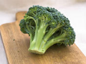 <b>Broccoli </b>is important in keeping heart and cancer disease away from you but it is equally important for eyes. It has nutrients which reduce the problems related to muscular degeneration and loss of vision.