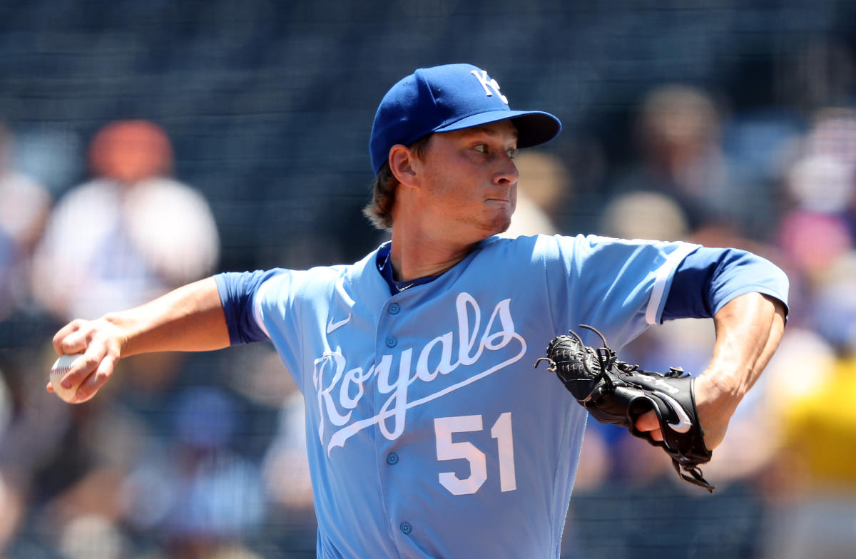 Brady Singer excellent but Royals blow big lead