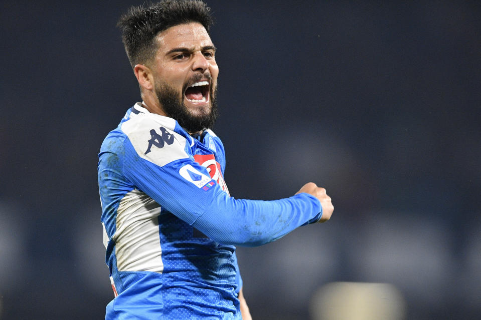 Lorenzo Insigne del Nápoles celebra durante el juego ante la Juventus que ganó su equipo 2-1 en el regreso de Muarizio Sarri para enfrentar su exequipo el domingo 26 de enero del 2020. (Fabrizio Corradetti/LaPresse via AP)