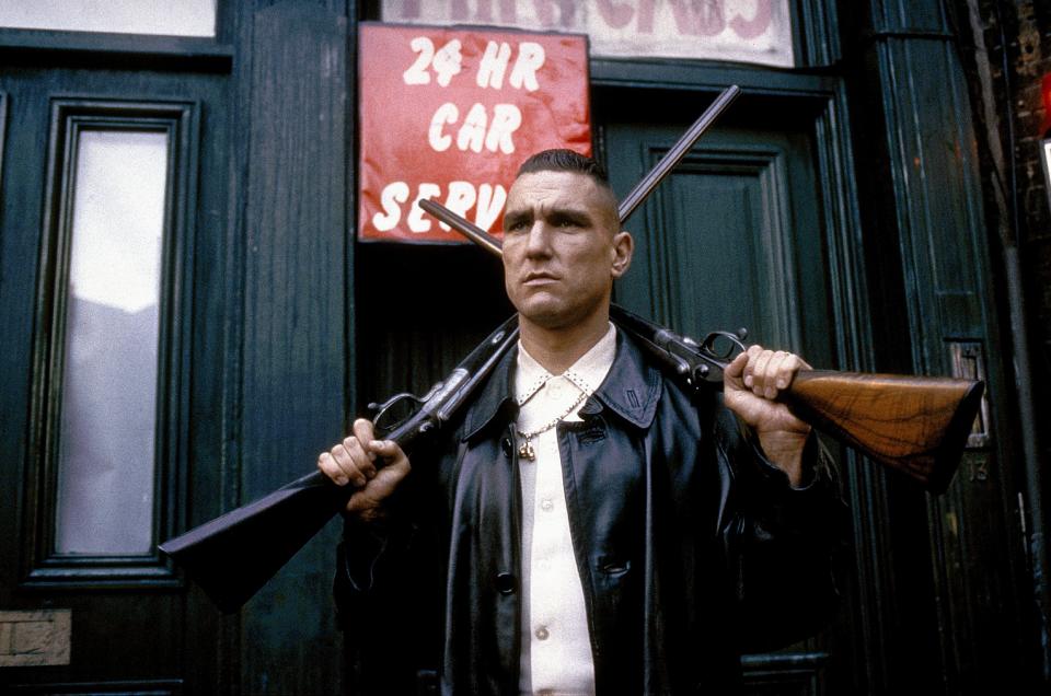Vinnie Jones Film: Lock, Stock And Two Smoking Barrels (UK 1998) Characters: Big Chris  Director: Guy Ritchie 28 August 1998   **WARNING** This Photograph is for editorial use only and is the copyright of HANDMADE FILMS and/or the Photographer assigned by the Film or Production Company and can only be reproduced by publications in conjunction with the promotion of the above Film. A Mandatory Credit To HANDMADE FILMS is required. The Photographer should also be credited when known. No commercial use can be granted without written authority from the Film Company.