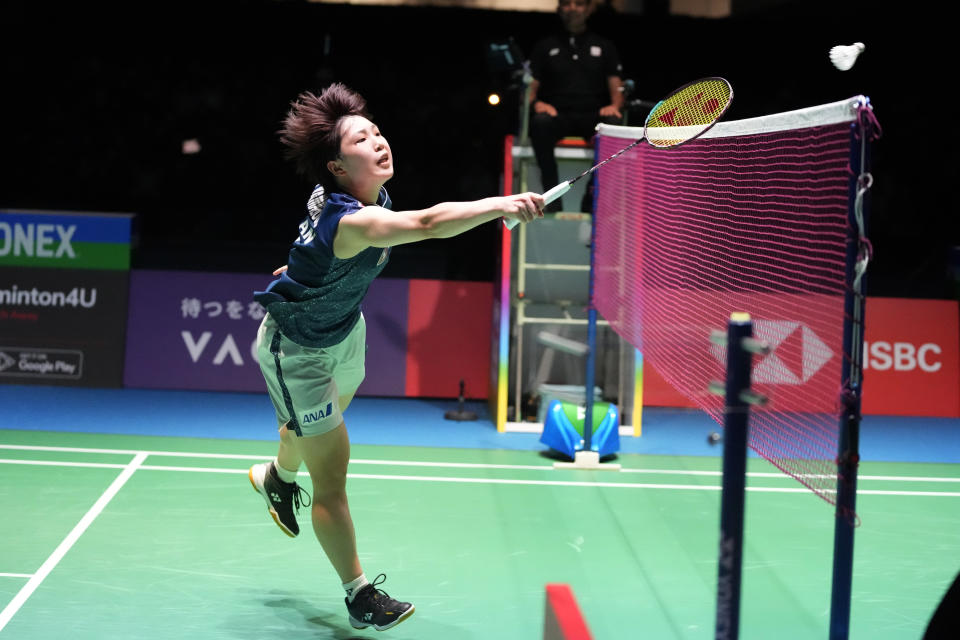 Japan's Akane Yamaguchi competes against China's Chen Yu Fei during their women's singles badminton final match at the BWF World Championships in Tokyo, Japan, Sunday, Aug. 28, 2022. (AP Photo/Shuji Kajiyama)