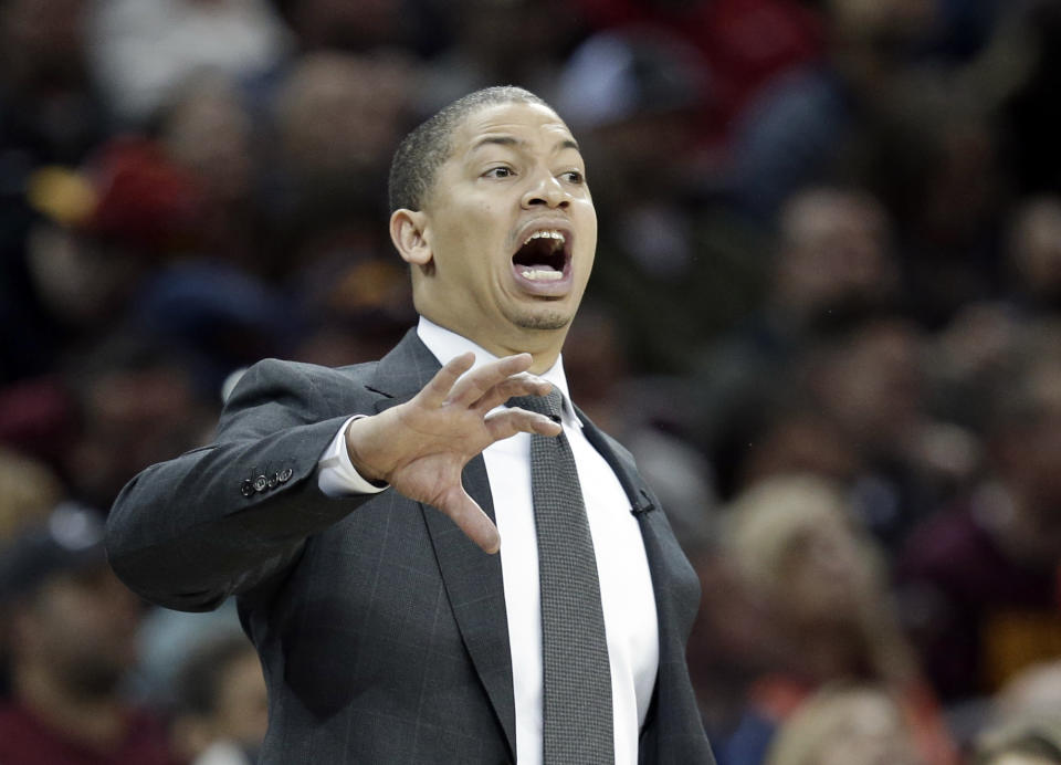 Cleveland Cavaliers coach Tyronn Lue yells instructions to players during the second half of the team's NBA basketball game against the Chicago Bulls, Saturday, Feb. 25, 2017, in Cleveland. (AP Photo/Tony Dejak)