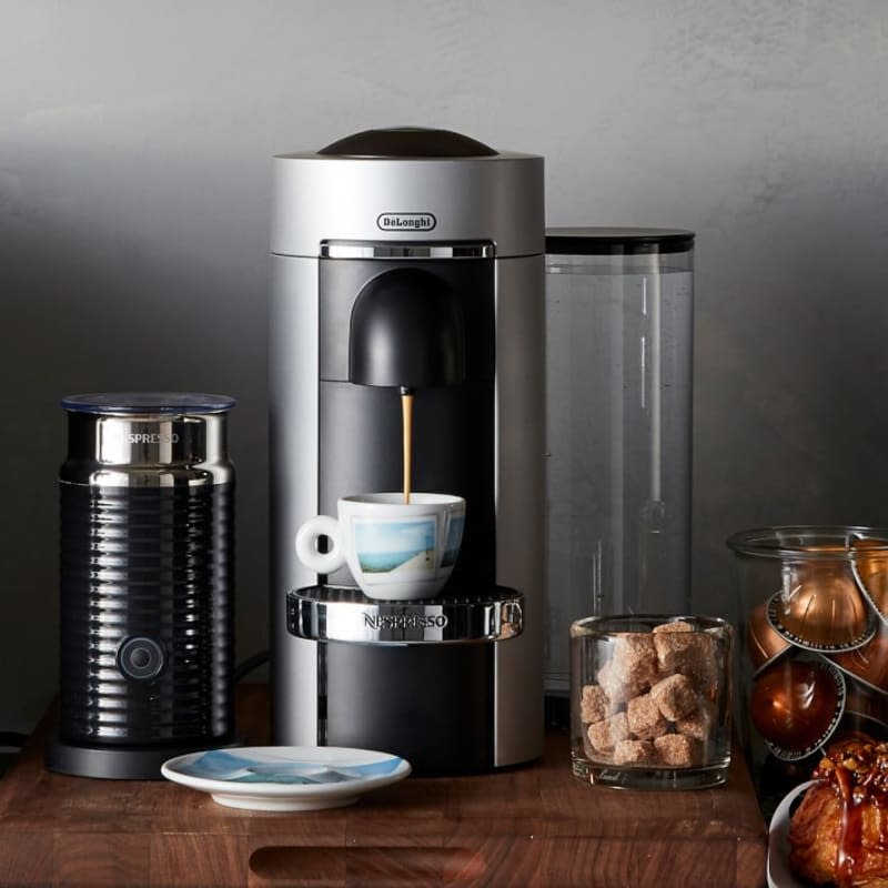 Nespresso by De'Longhi VertuoPlus Deluxe Coffee Maker & Espresso Machine with Aeroccino