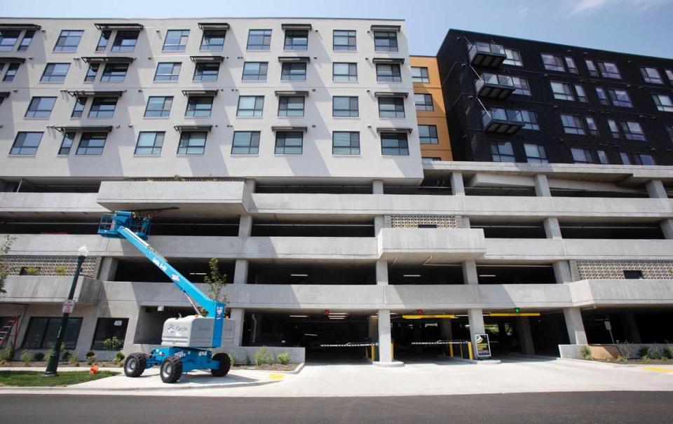 Jules on 3rd, a new apartment building in at 3rd Street and Myrtle Street in downtown Boise has a county-owned parking garage with nearly 400 spaces.