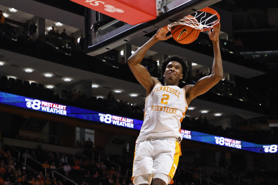 Tennessee forward Julian Phillips dunks during the second half of the team's NCAA college basketball game against Austin Peay, Wednesday, Dec. 21, 2022, in Knoxville, Tenn. (AP Photo/Wade Payne)