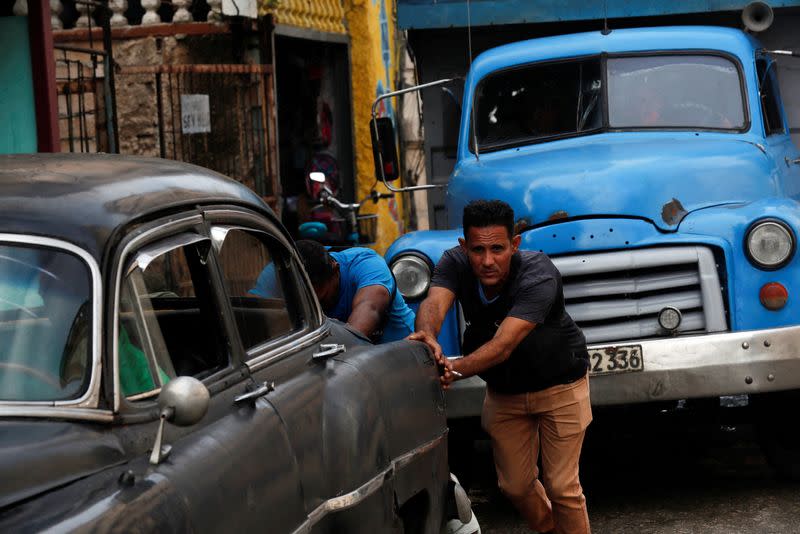 FILE PHOTO: Cuba to implement five-fold hike in price of 94-octane gasoline