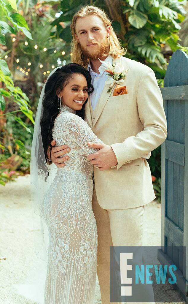 Vanessa Morgan & Michael Kopech Are Divorcing Amid Expecting Their