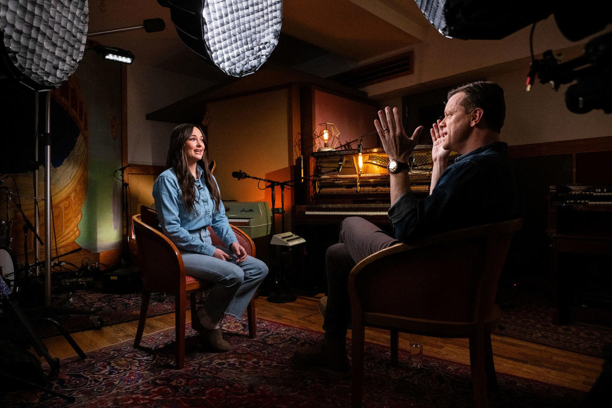 Kacey Musgraves and Willie Geist on March 10, 2023. (Nathan Congleton / TODAY)