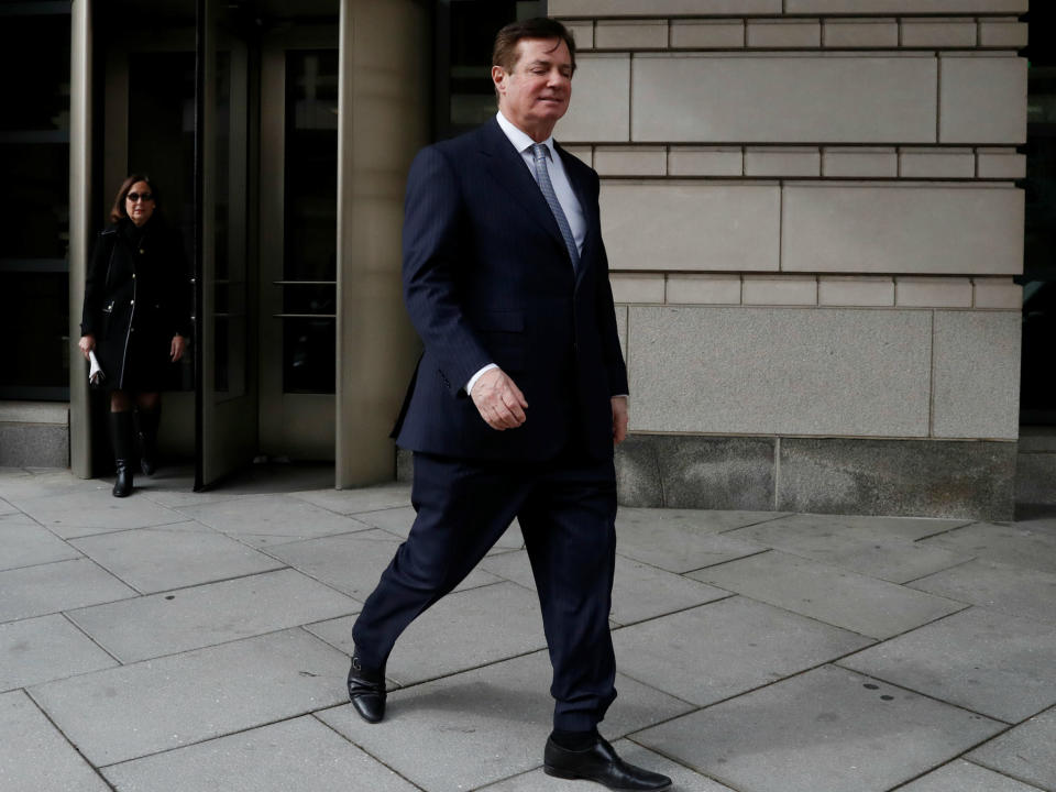 Paul Manafort paid former top European officials to lobby for Ukraine, Robert Mueller alleges