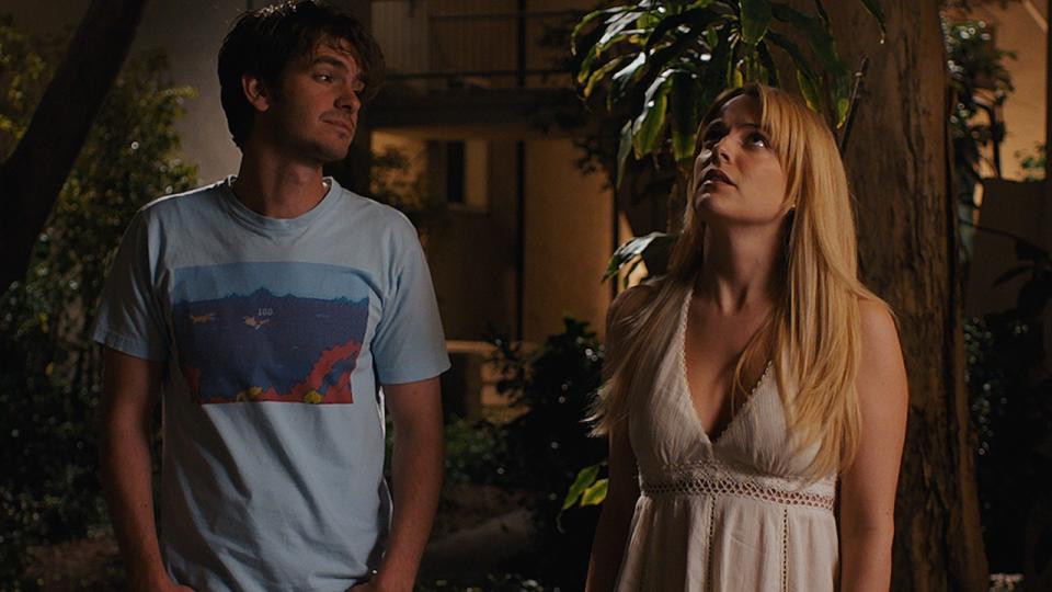 Andrew Garfield and Riley Keough in Under the Silver Lake