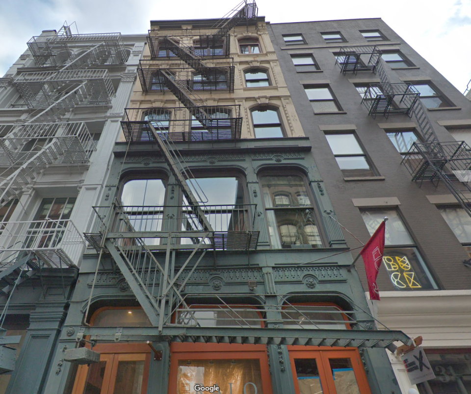 Manafort owns Unit 4 in this Manhattan condo building. Source: Google Maps