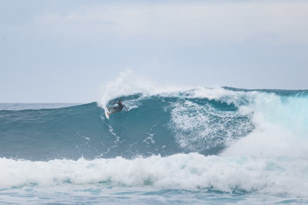 Smooth arcs from Jack Robinson, warming up for his 2024 campaign at Haleiwa.<p>Ryan "Chachi" Craig</p>