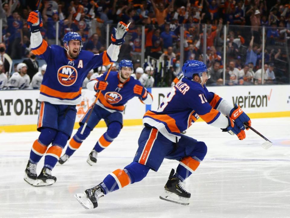 Islanders erzwingen Entscheidungsspiel gegen Meister Tampa Bay