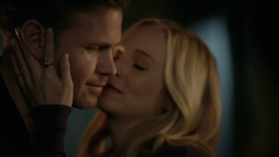 Caroline kisses Alaric's cheek