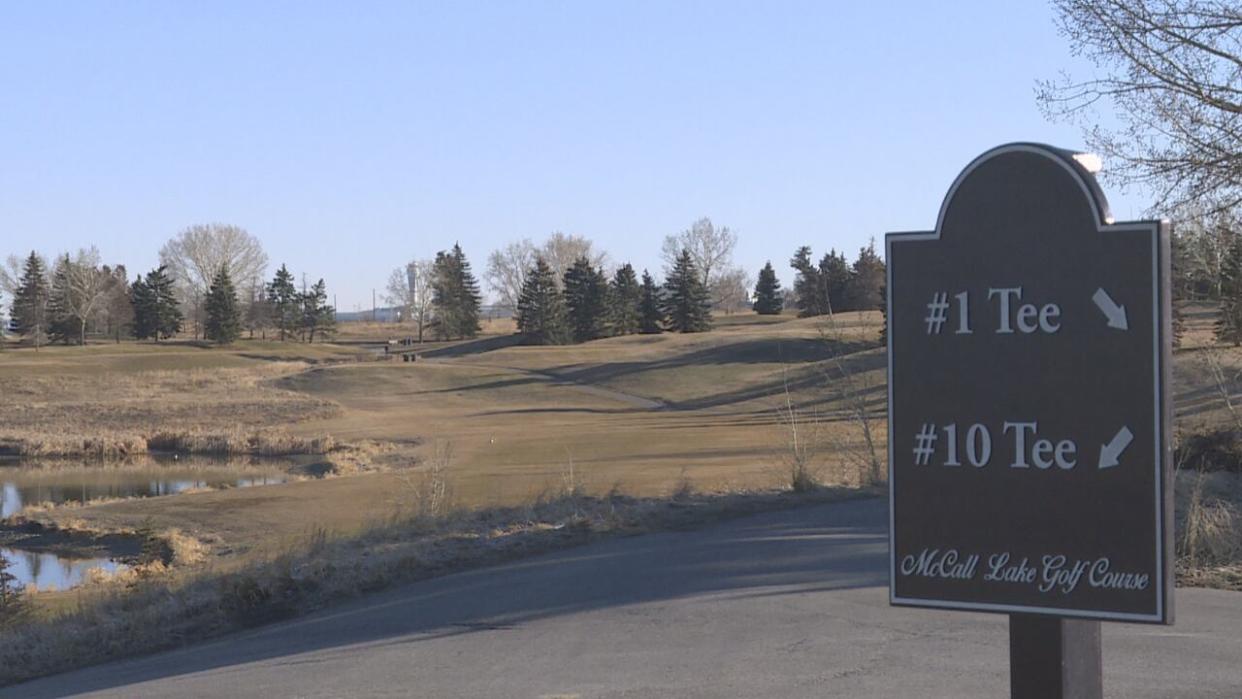 Some city-owned golf courses including McCall Lake are opening this weekend. (Dave Gilson/CBC - image credit)
