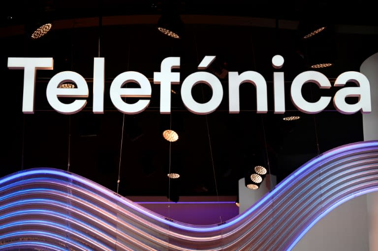 Der spanische Staat hat seine Anteile am Telekommunikationsriesen Telefónica auf sechs Prozent erhöht. Angestrebt sind zehn Prozent, nachdem zuvor eine saudiarabische Firma bei Telefónica eingestiegen war. (Josep LAGO)