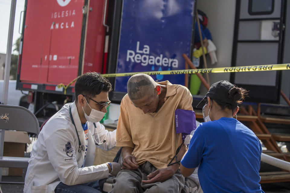 FOTOS: 'La Regadera' que hace milagros en la frontera México-EEUU