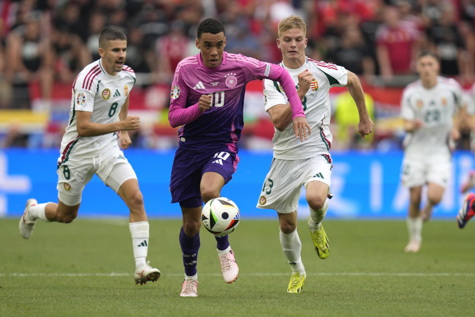 El alemán Jamal Musiala ha sido uno de los mejores jugadores de la Euro 2024 y puede pelear por el título de goleo a pesar de jugar en el medio campo. (AP Foto/Ariel Schalit)