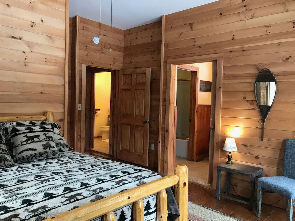 Adirondack Log Cabin: More