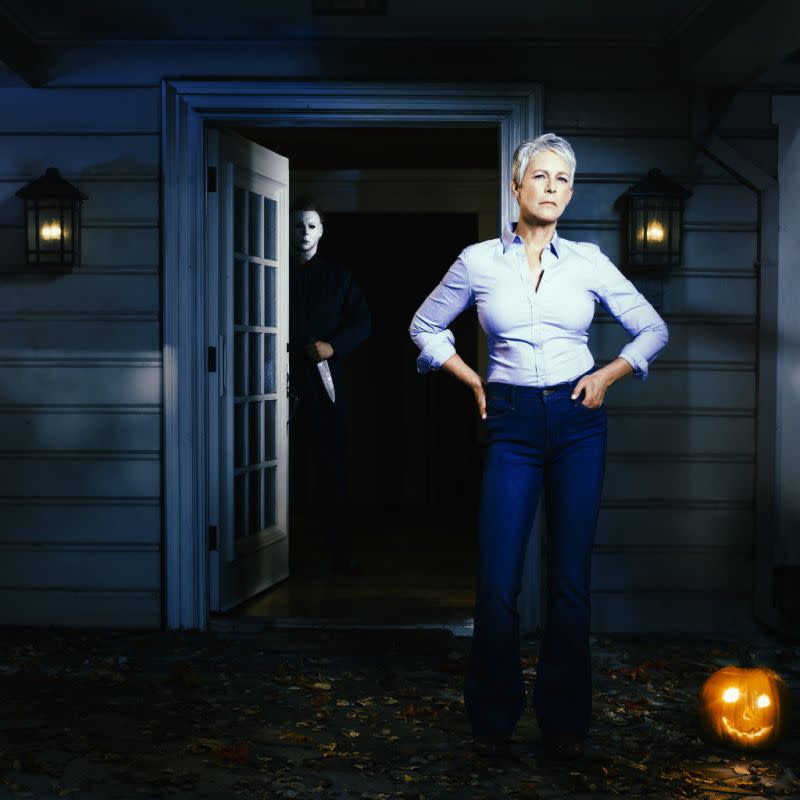 Halloween 2018 wird verdammt gut werden. Denn vor kurzem wurde angekündigt, dass Jamie Lee Curtis erneut ihre legendäre Rolle als Laurie Strode in “Halloween” aufnehmen wird – ein weiteres Reboot der beliebten Horror-Filmreihe, das im Oktober anlaufen soll.