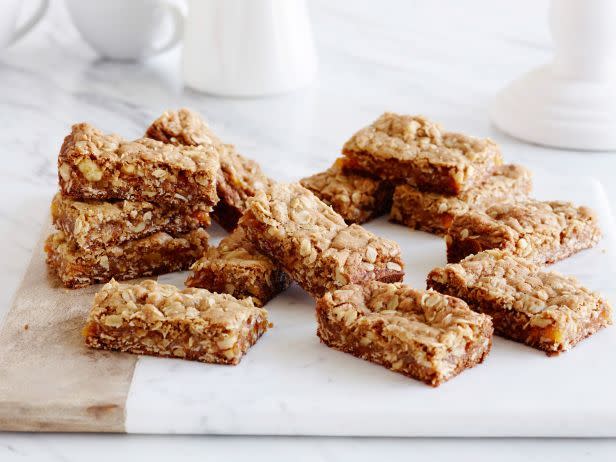 Apricot Oat Bars