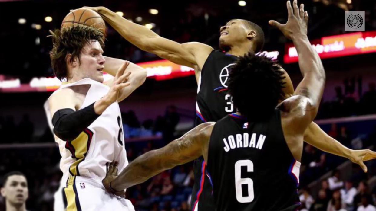 Injury-Plagued Pelicans Beat Clippers