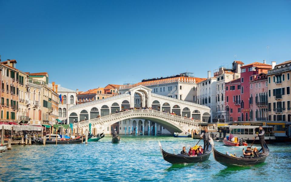 Rialto Bridge in Venice