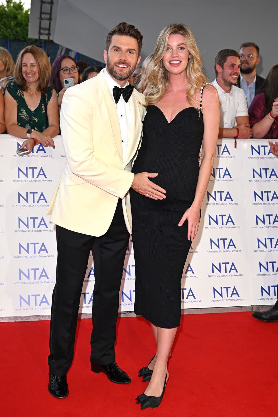 joel dommett and wife hannah cooper at the national television awards 2023
