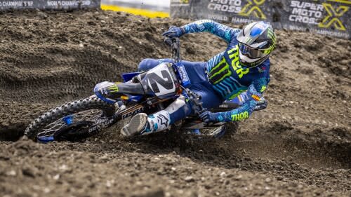 SX 2024 Rd 13 Cooper Webb leaning over.jpg