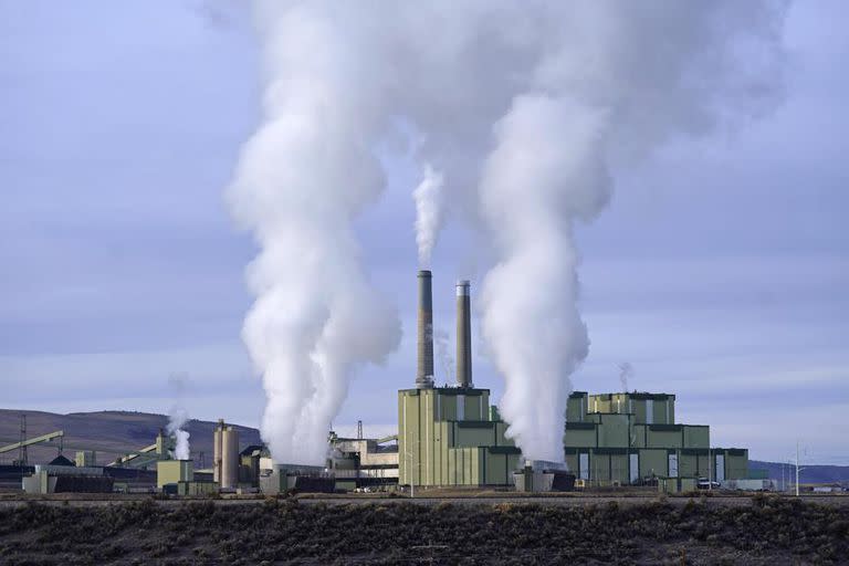 El Tribunal Supremo limitó el jueves 30 de junio de 2022 el uso de la principal ley nacional contra la contaminación atmosférica para reducir las emisiones de dióxido de carbono de las centrales eléctricas