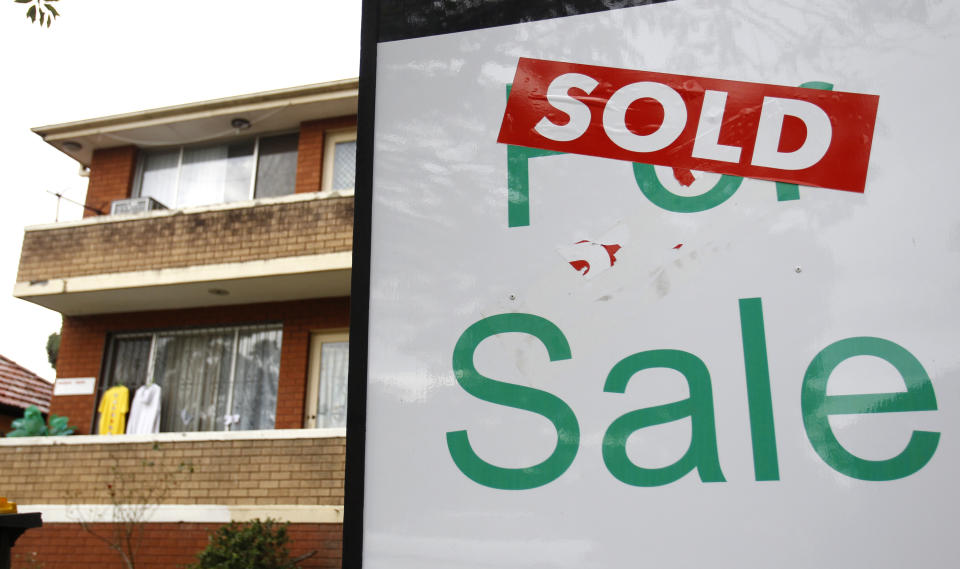 Home selling has become an extreme sport. Source: REUTERS/Mick Tsikas    (AUSTRALIA - Tags: BUSINESS)