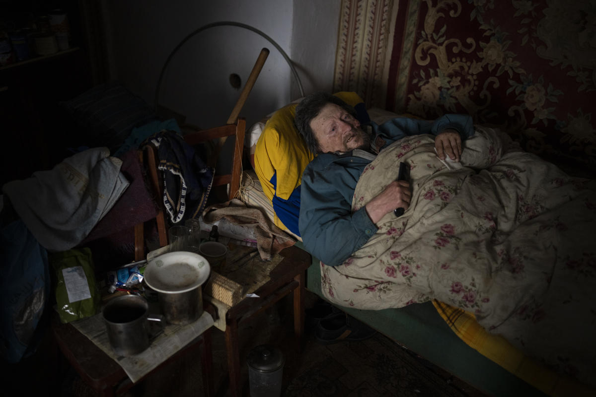 Russians gone from Ukraine village, fear and hardship remain