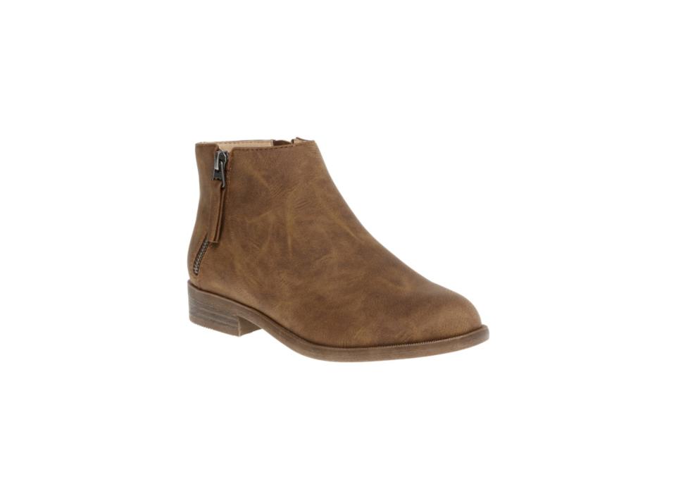These comfy booties are made for long walks, travel, and the everyday. (Photo: Walmart)