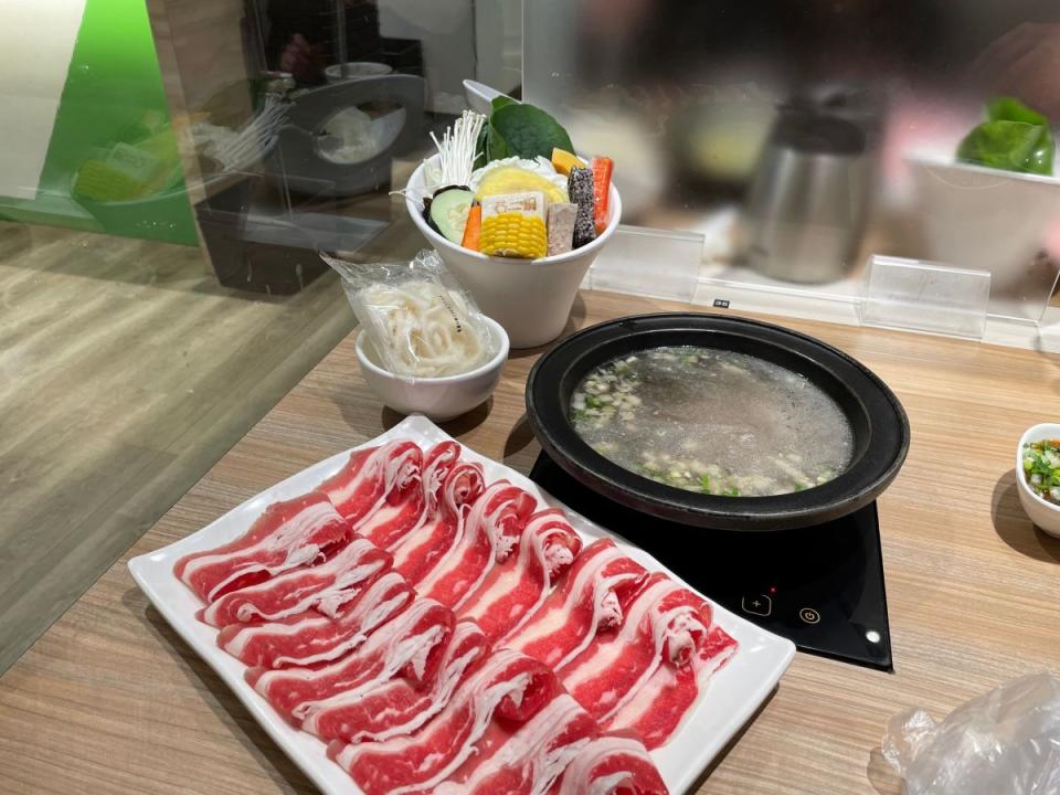 ▲台灣人一年四季都愛吃鍋，尤其冷冷的冬天，一碗熱湯下肚，身子自然暖和許多。（示意圖／記者郭佩蓉攝）