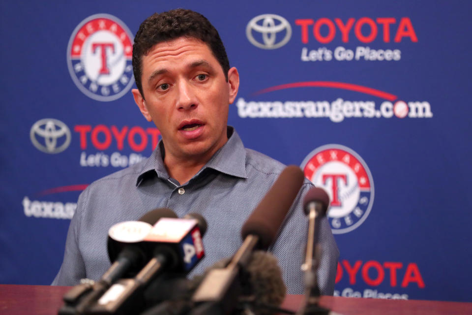 德州遊騎兵前總管Jon Daniels。（Photo by Tom Pennington/Getty Images）