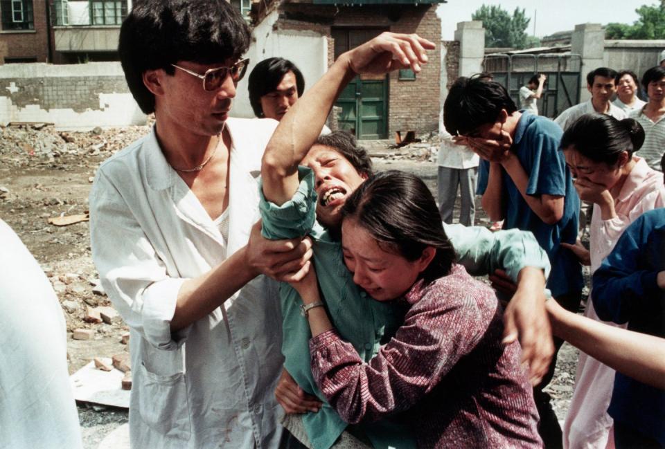 32 Photos Show the Hope and Despair of Tiananmen Square