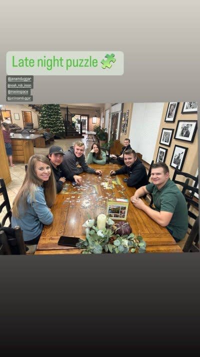 Jana, Justin, James Duggar Enjoy Pre-Thanksgiving Without Josh