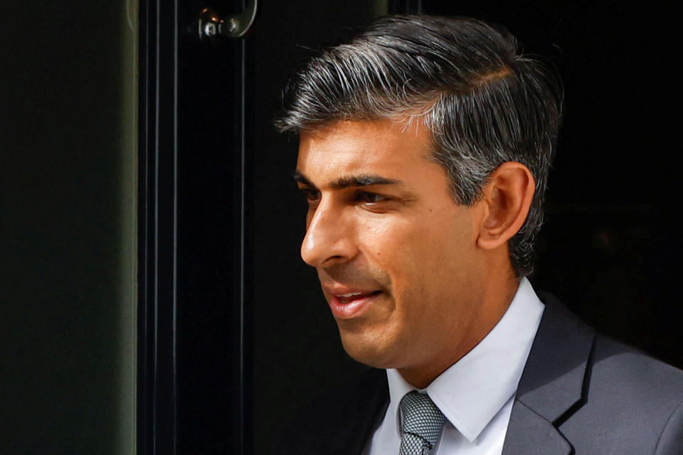 Former British Chancellor of the Exchequer and Conservative leadership candidate Rishi Sunak leaves his home in London, Britain September 5, 2022. REUTERS/John Sibley