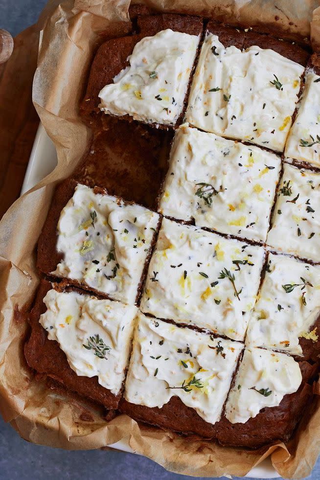 Carrot Cake Traybake