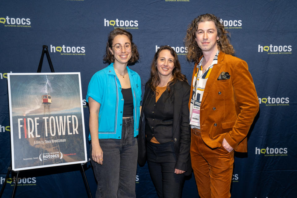 TORONTO, ONTARIO, CANADA - 2024/04/29: (L-R) Caitlin Durlak, Tova Krentzman, and Louis Hearn attend 