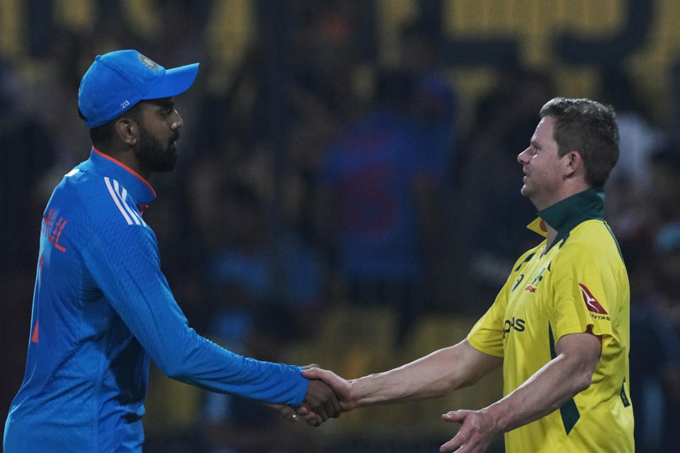 Australia's Steve Smith, right, congratulates India's KL Rahul for India's win over Australia in the second one day international cricket match in Indore, India, Sunday, Sept. 24, 2023. (AP Photo/Ajit Solanki)