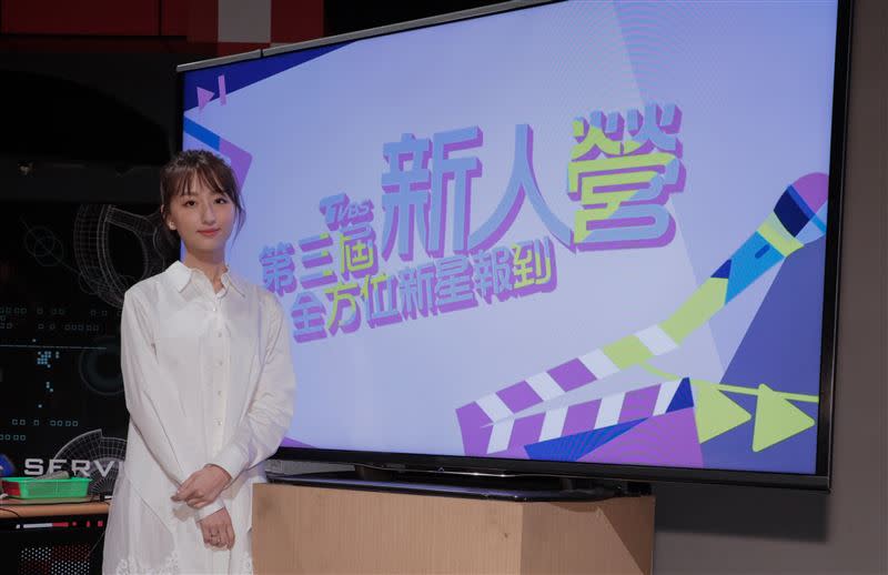 柯佳嬿擔任新人營講師。（圖／TVBS提供）