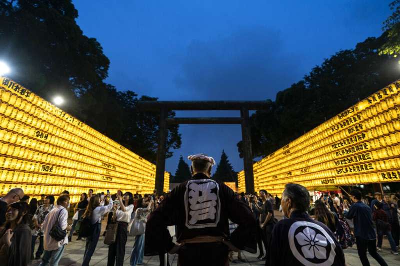 靖國神社的慰靈祭是東京最大規模的祭典之一。（美聯社）