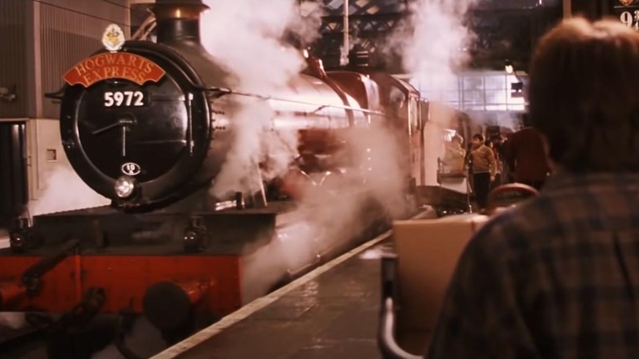  The Hogwarts Express in Harry Potter and the Sorcerer's Stone 