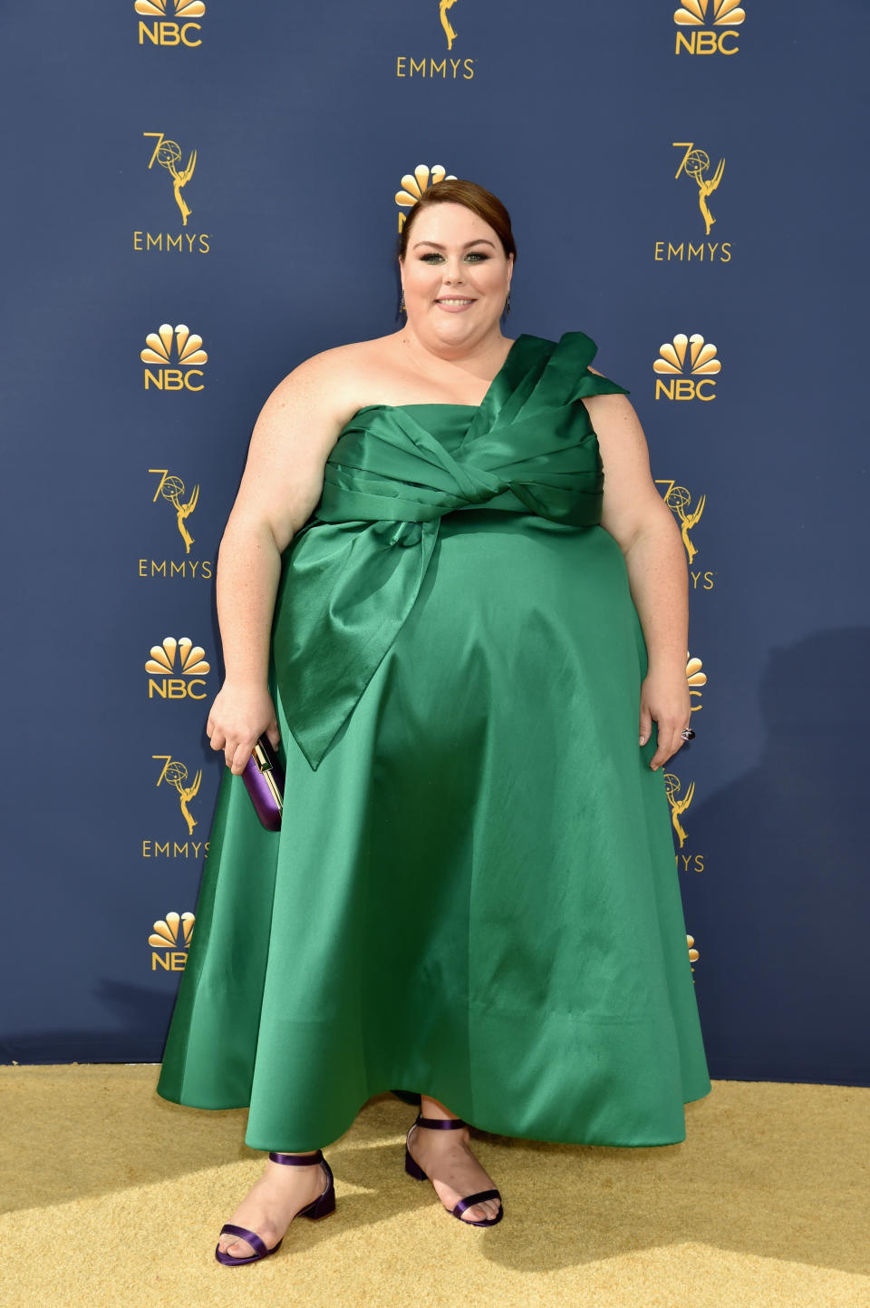 <p>This Is Us star Chrissy Metz arrives in green. <br>Photo: Getty </p>