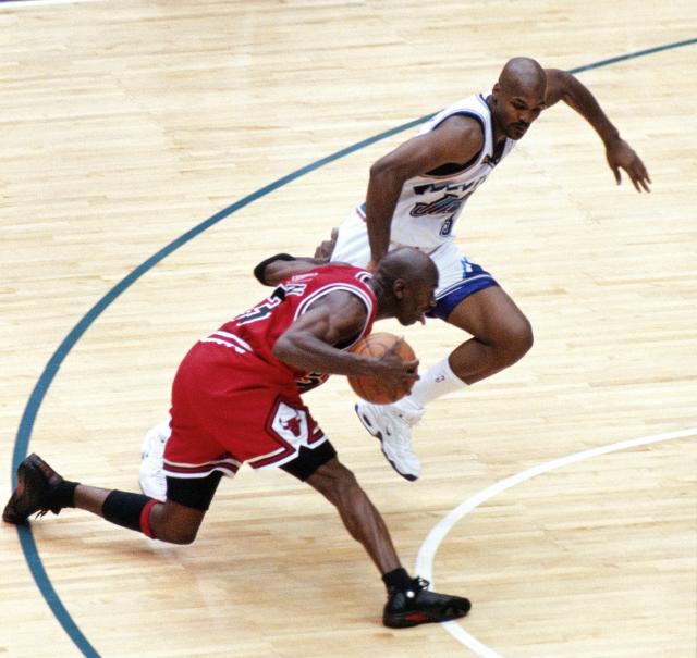 Was Michael Jordan S Final Shot With The Bulls A Foul