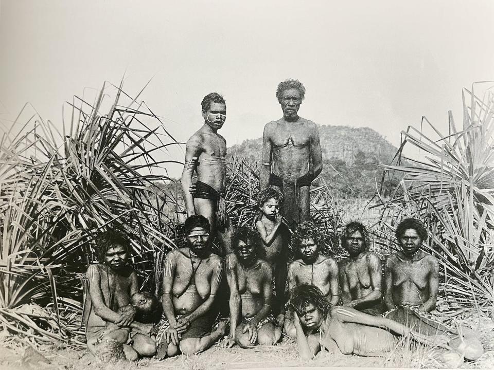 1912 Baldwin Spencer photograph ‘Gembio Family, Man with Six Wives’ believed to be Majumbu and his family. Photograph courtesy of the Melbourne Museum